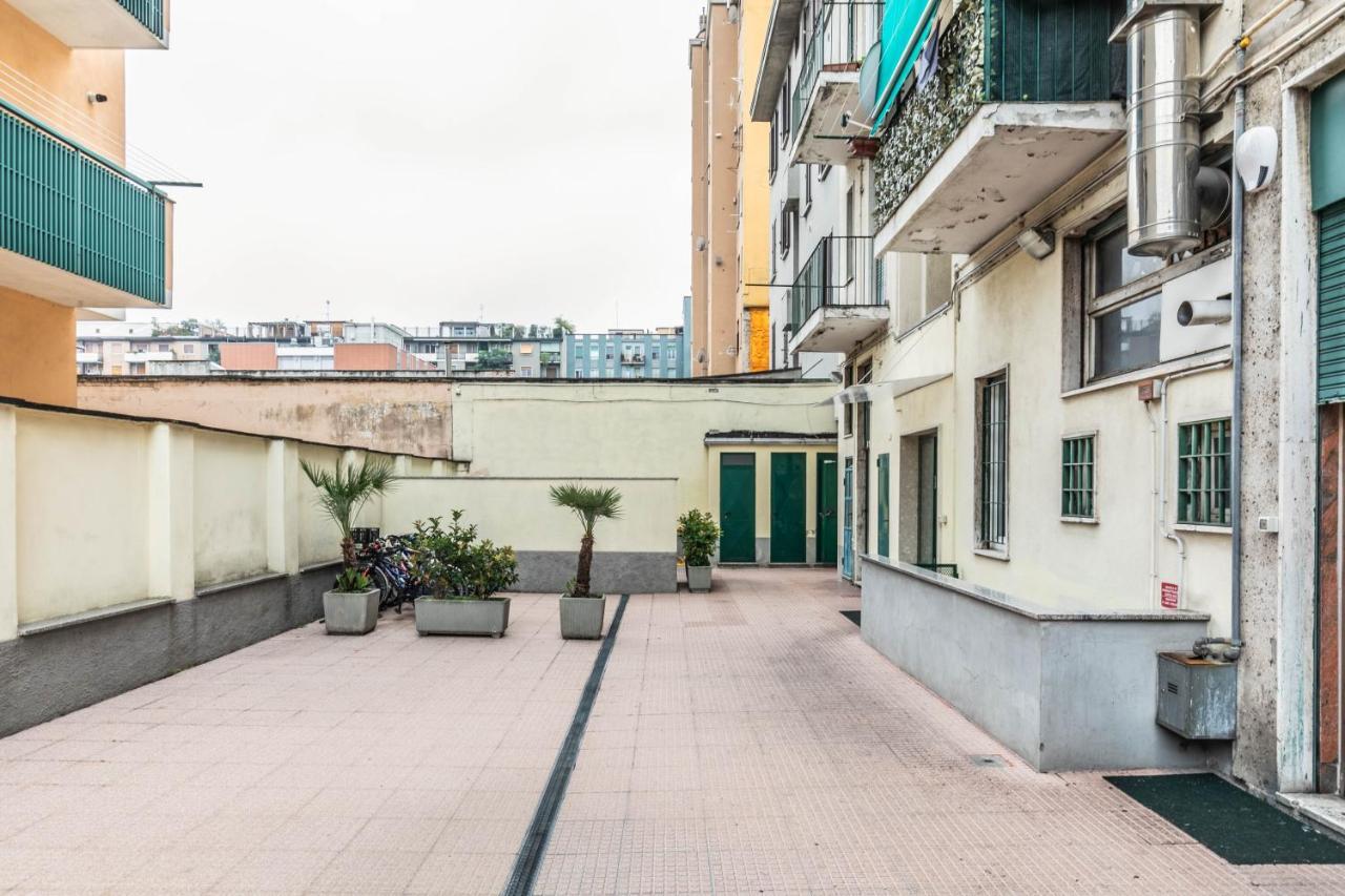 Ferienwohnung Eden House Sansiro-Duomo Netflix & Design Mailand Exterior foto